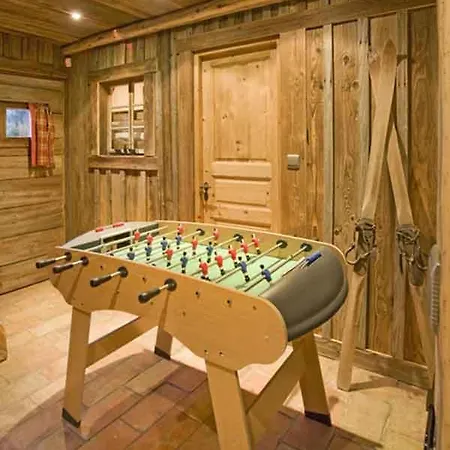 Sleeps 12 Pool